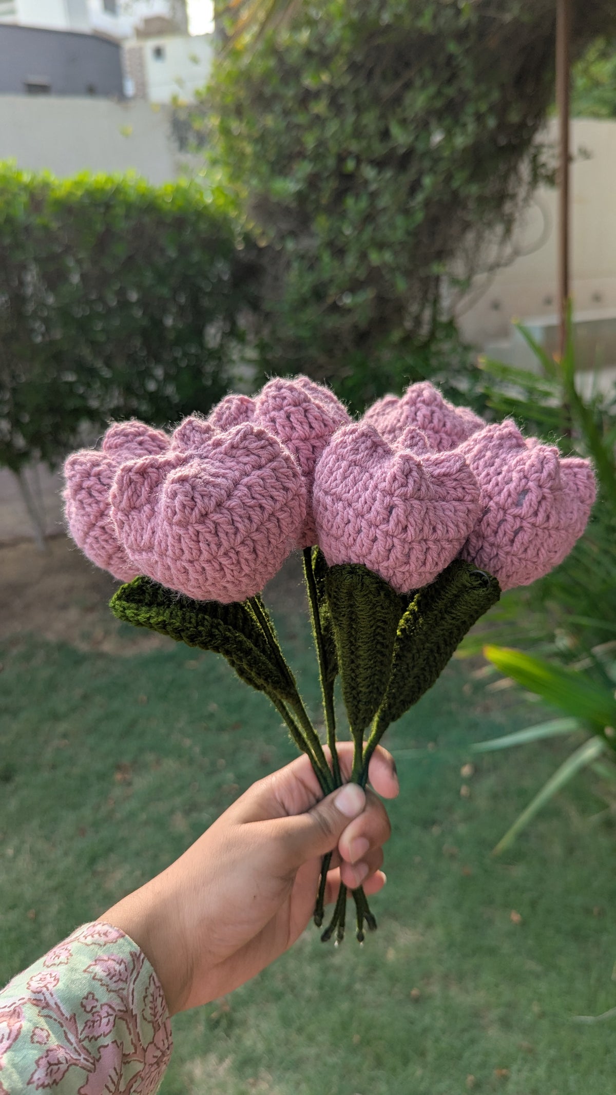 Dusty Rose Crochet Tulip Stem
