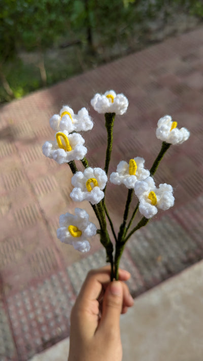 Miniature White Jasmine Spray Stem
