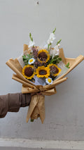 Sunlit Golden Crochet Daisy Bouquet
