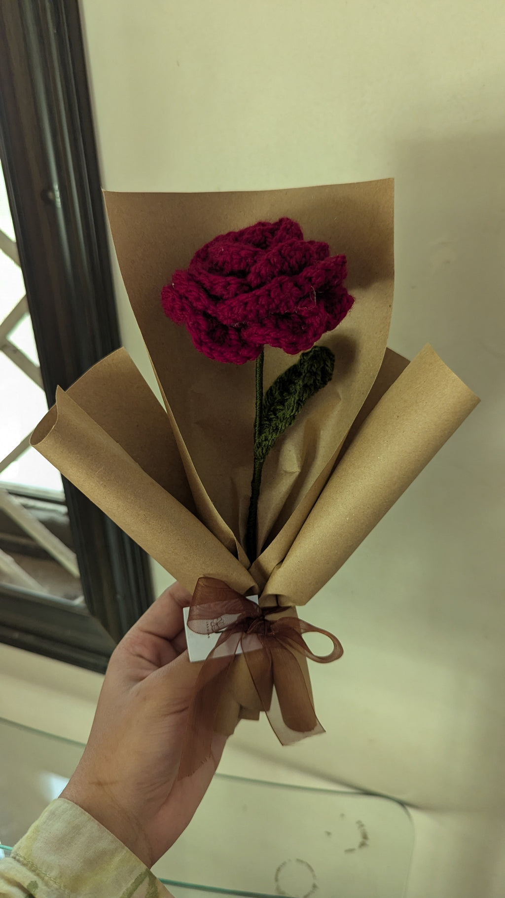 Classic Kraft Single Maroon Rose