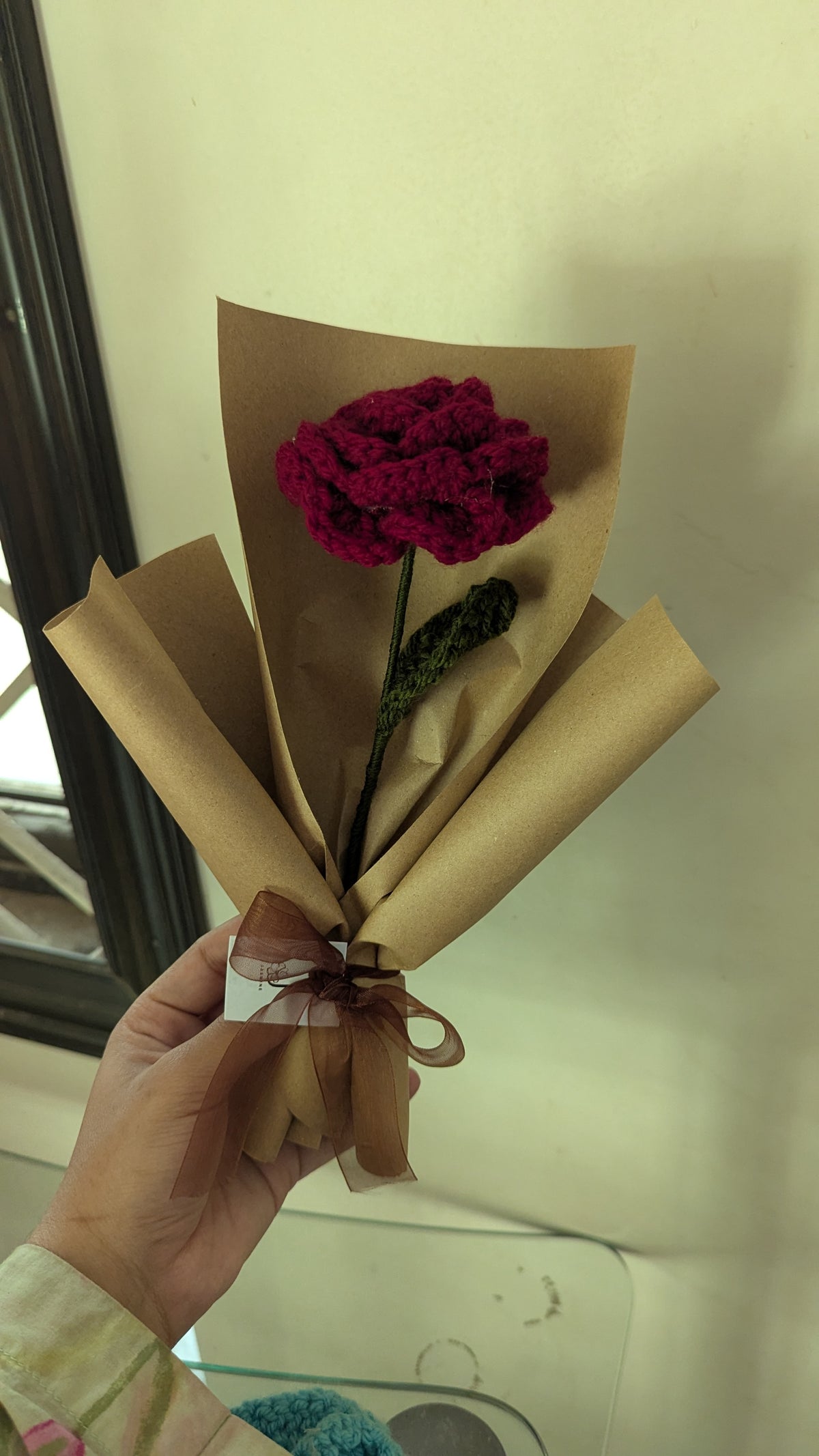Classic Kraft Single Maroon Rose