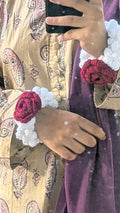 Special Rose Crochet Gajra