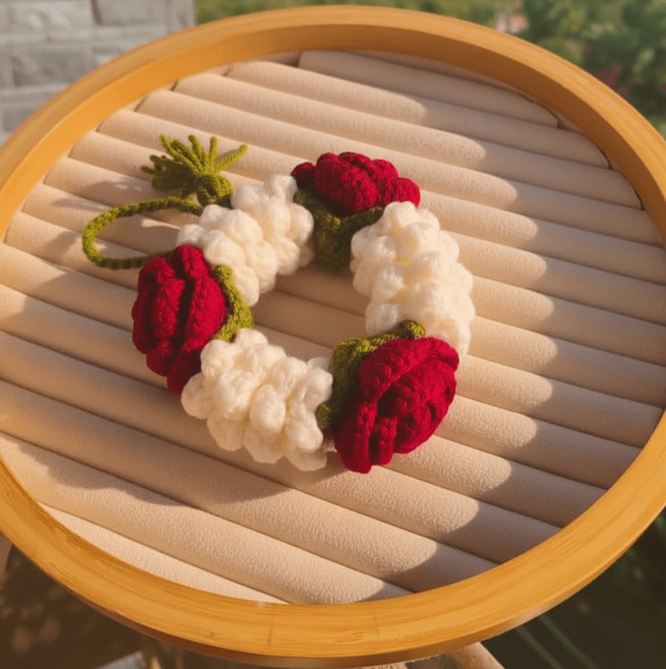 Trio Rose Gajra