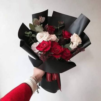 Black Packaging (Make Your Own Bouquet)