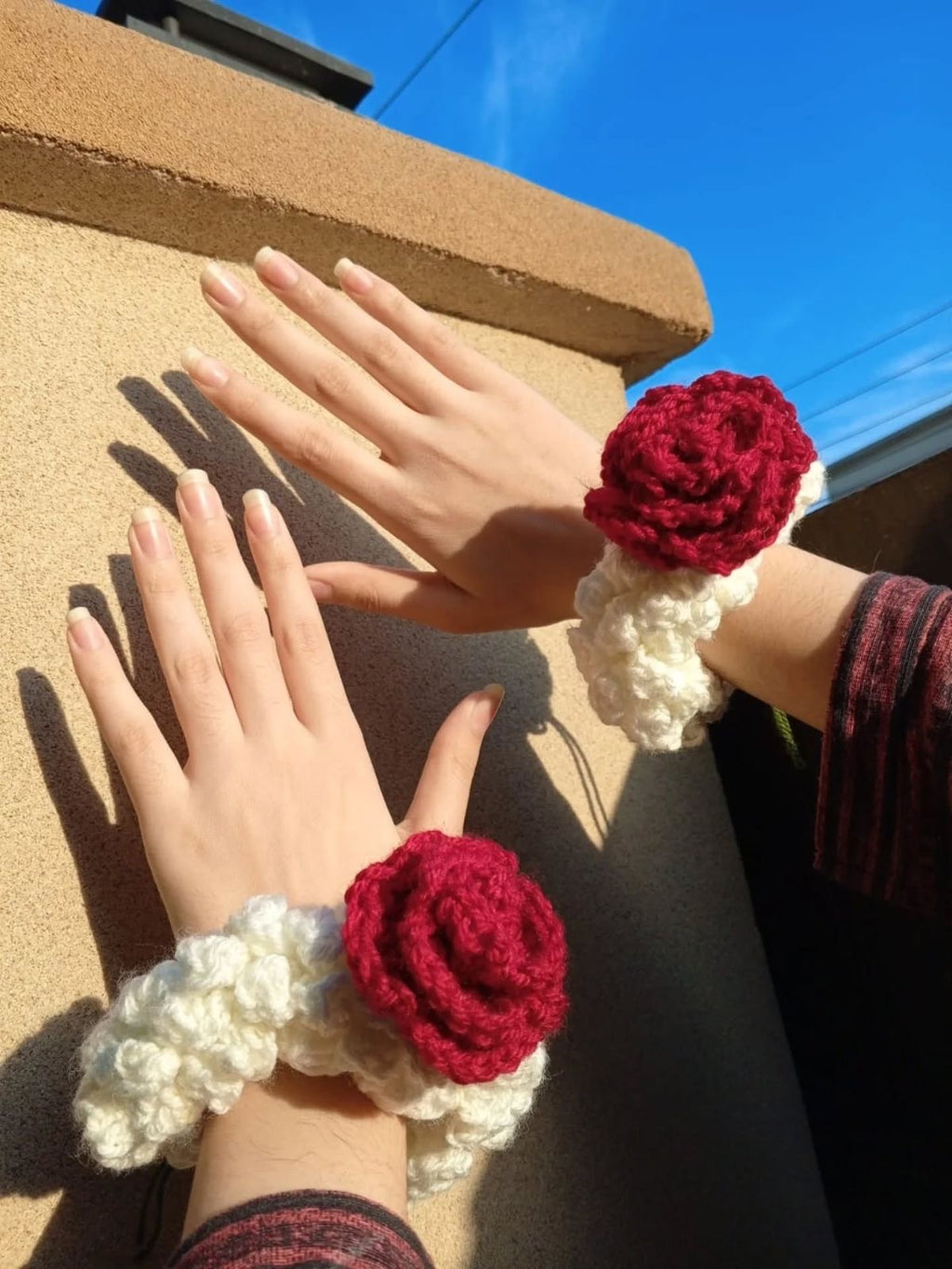 Crimson Rose Crochet Gajra