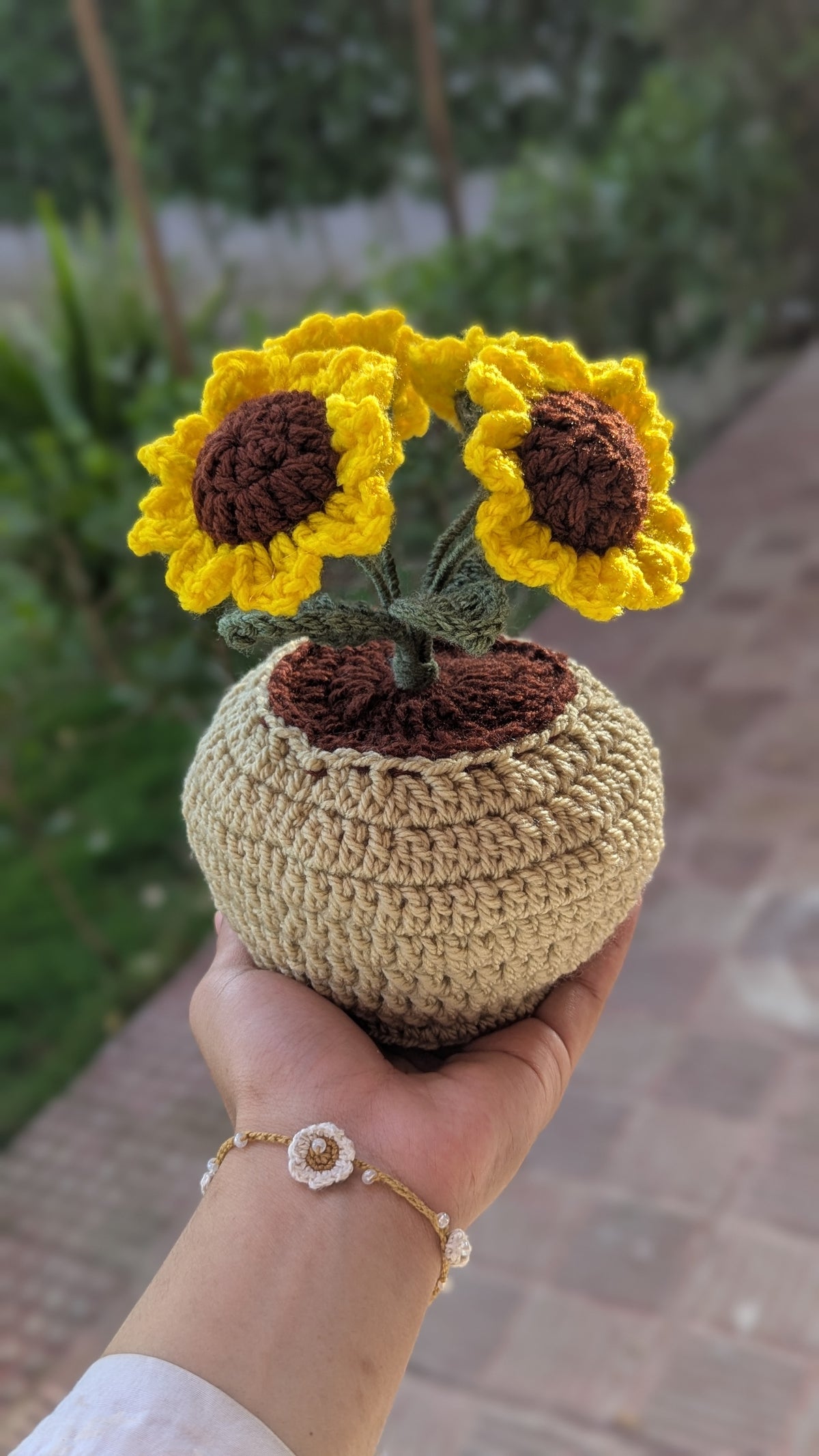 Double Sunflower Pot
