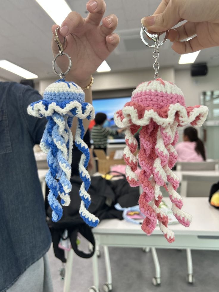 Jellyfish keychain