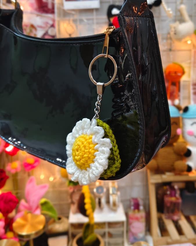 Crochet Daisy Keychain
