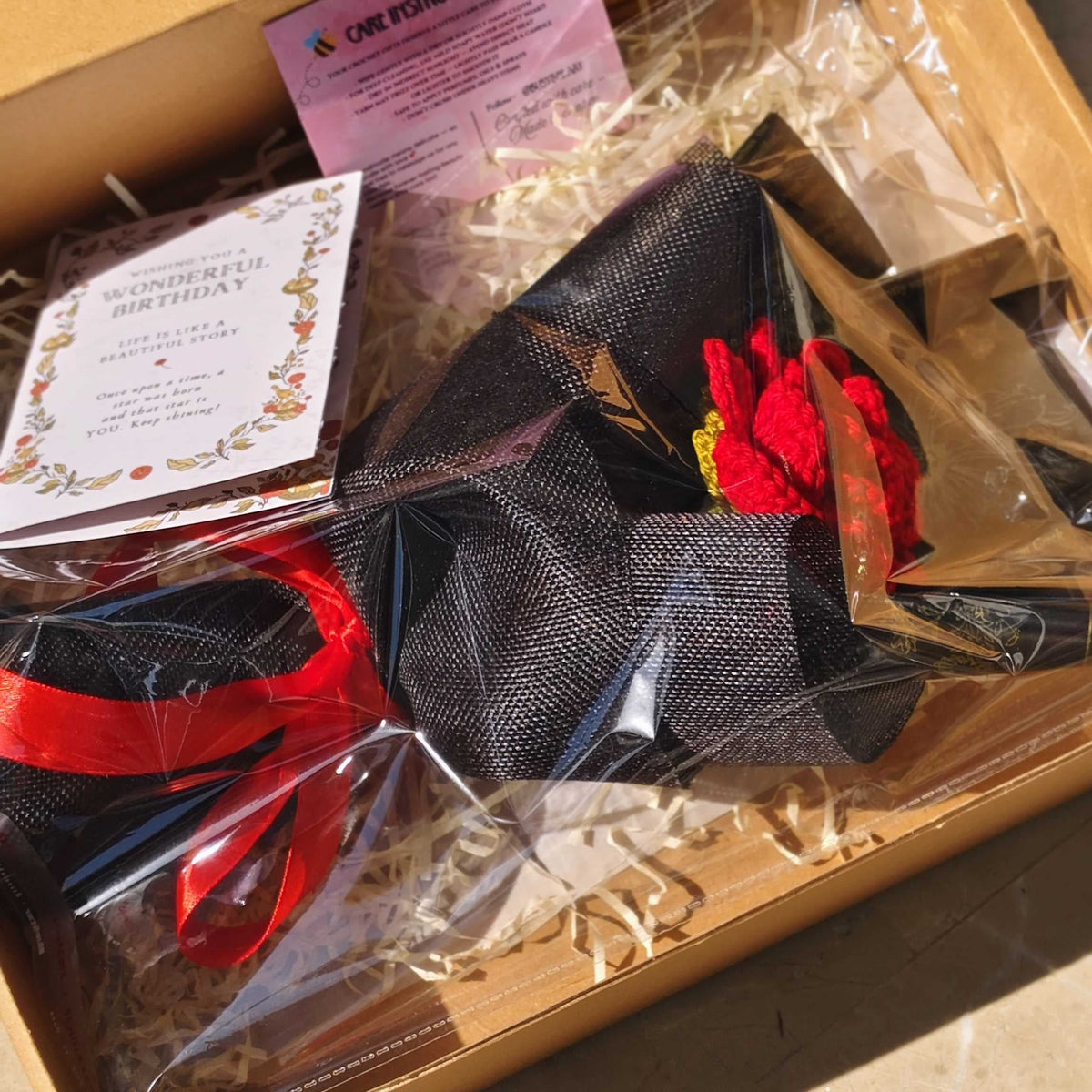 Red rose bouquet (with greeting card) black wrapping (size M)
