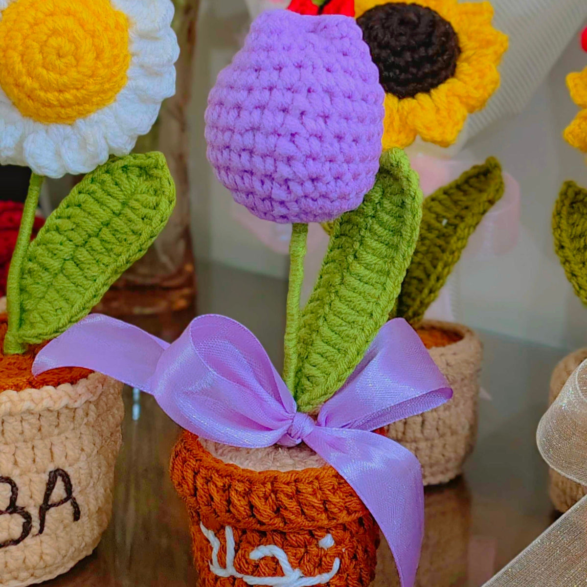 Tulip Flower Pot (7 inches)