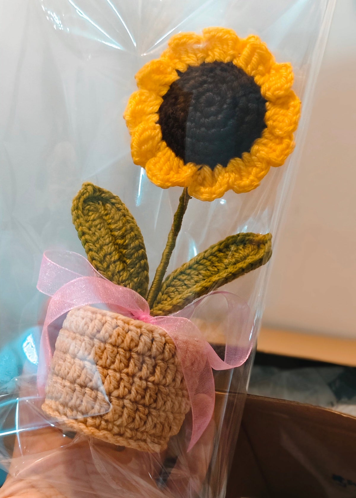 Sunflower Pot (7 inches)